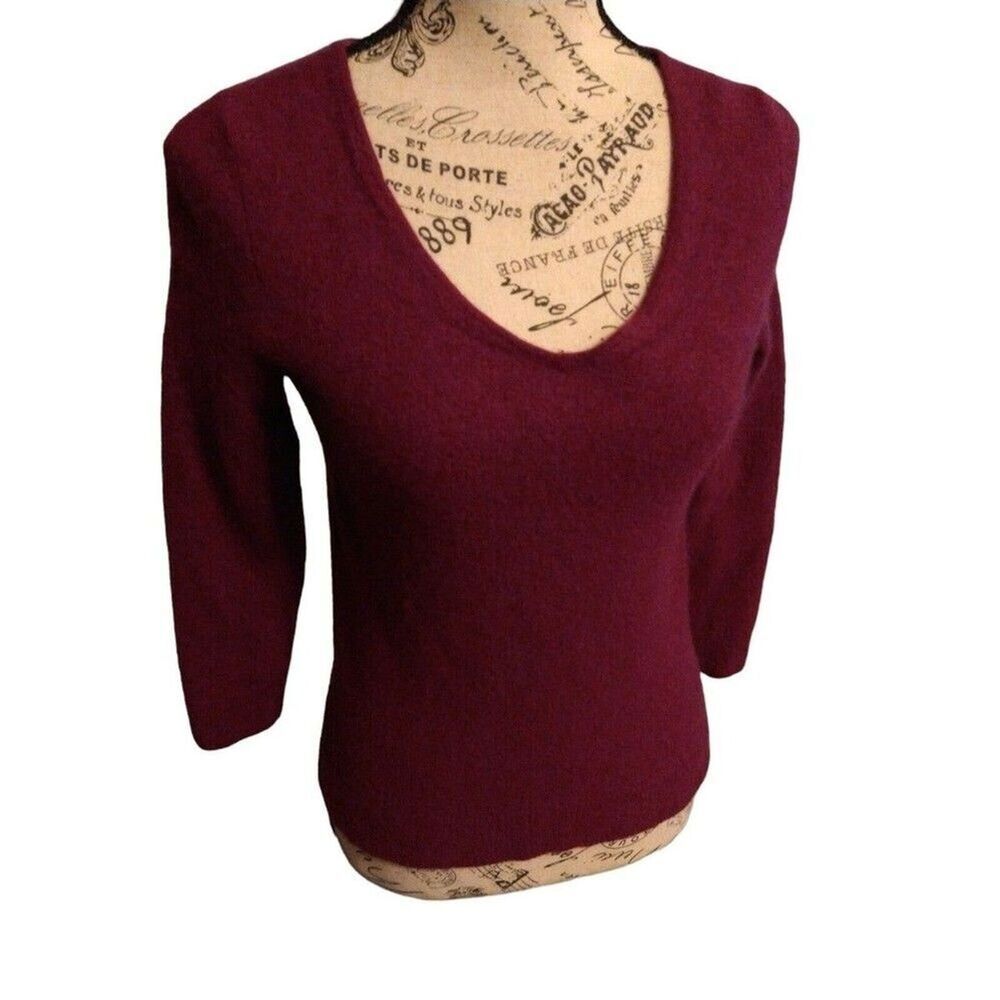 41 Hawthorne  100% cashmere v-neck sweater medium Cozy Burgundy